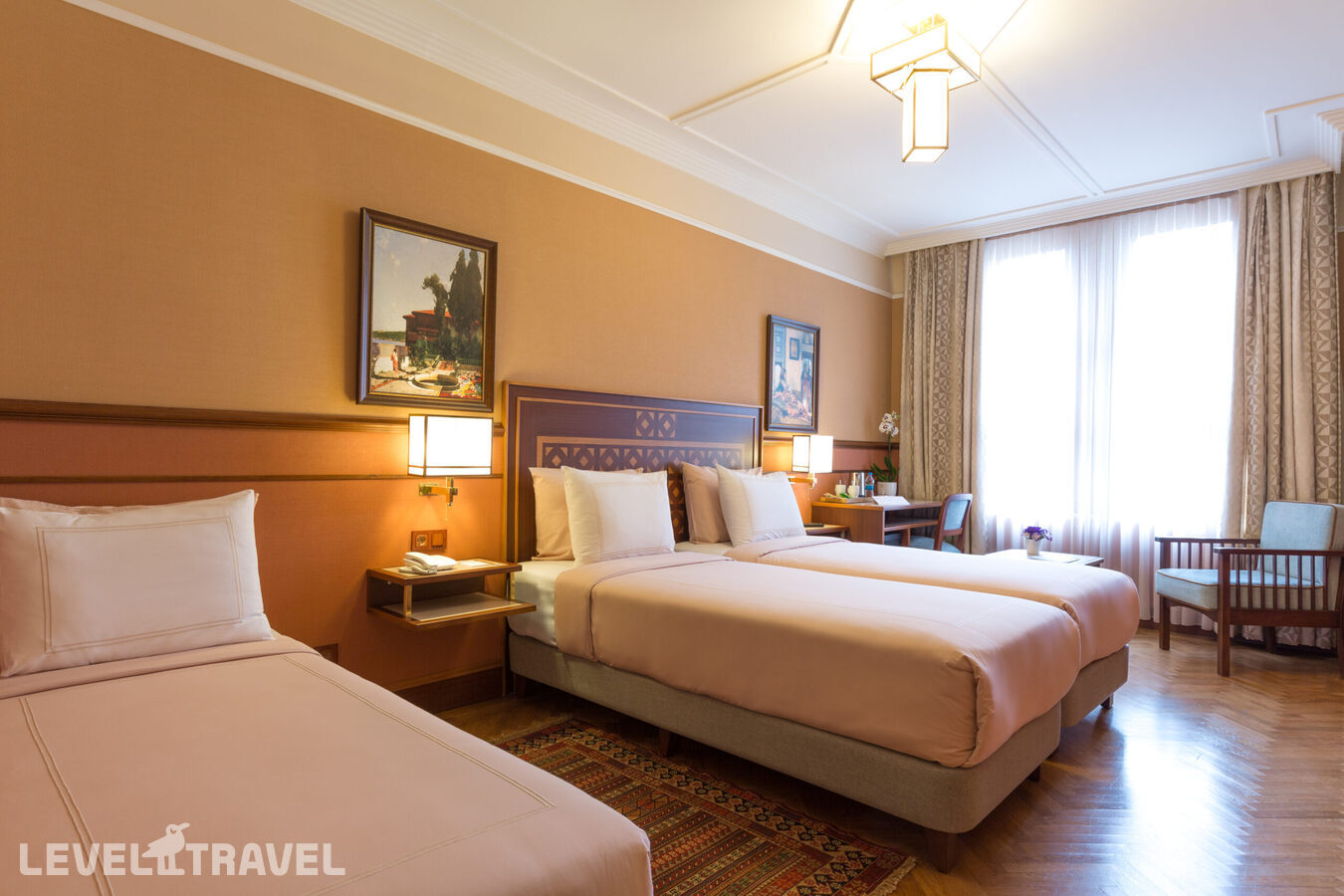 фотографии номера Трехместный улучшенный отеля Lalahan Hotel в Турция(Фатих) - фото №1