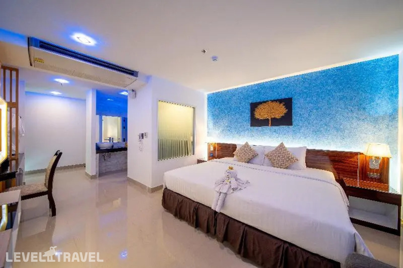 фотографии номера Делюкс отеля Royal Prince Resort Pattaya в Таиланд(Пратамнак) - фото №1