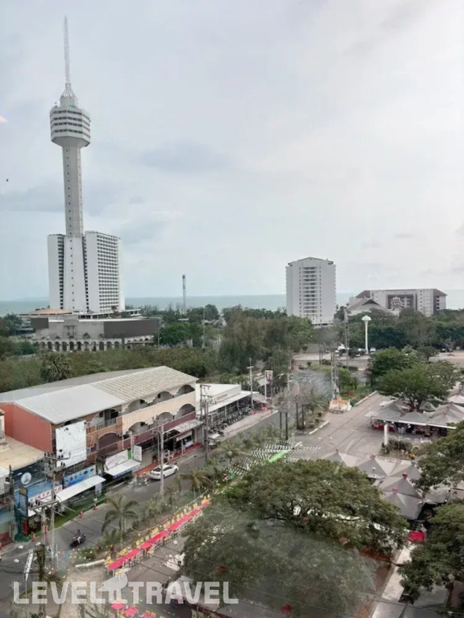 фотографии номера Трехместный делюкс с видом на город отеля Royal Prince Resort Pattaya в Таиланд(Пратамнак) - фото №1