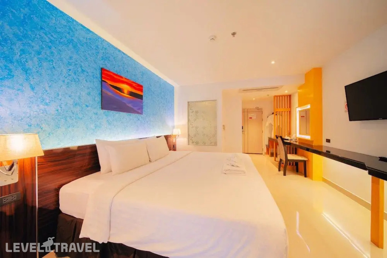 фотографии номера Делюкс с видом на город отеля Royal Prince Resort Pattaya в Таиланд(Пратамнак) - фото №3