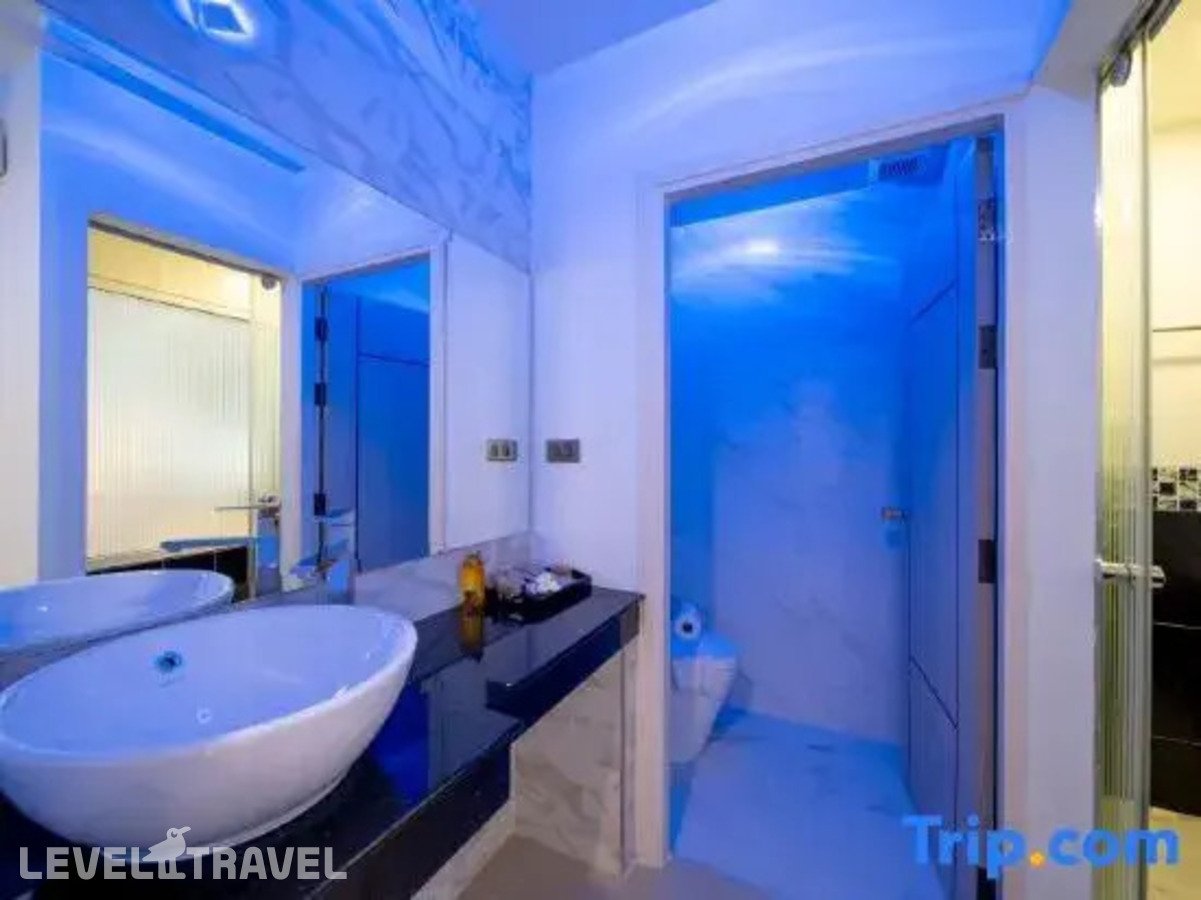 фотографии номера Делюкс (две односпальные кровати) отеля Royal Prince Resort Pattaya в Таиланд(Пратамнак) - фото №7