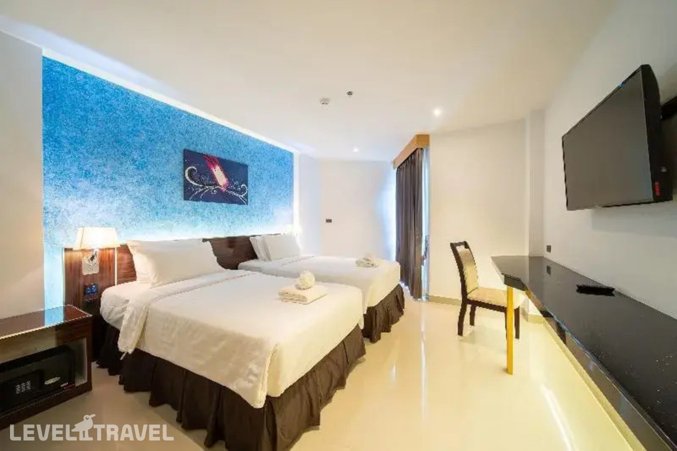 фотографии номера Делюкс (две односпальные кровати) отеля Royal Prince Resort Pattaya в Таиланд(Пратамнак) - фото №1