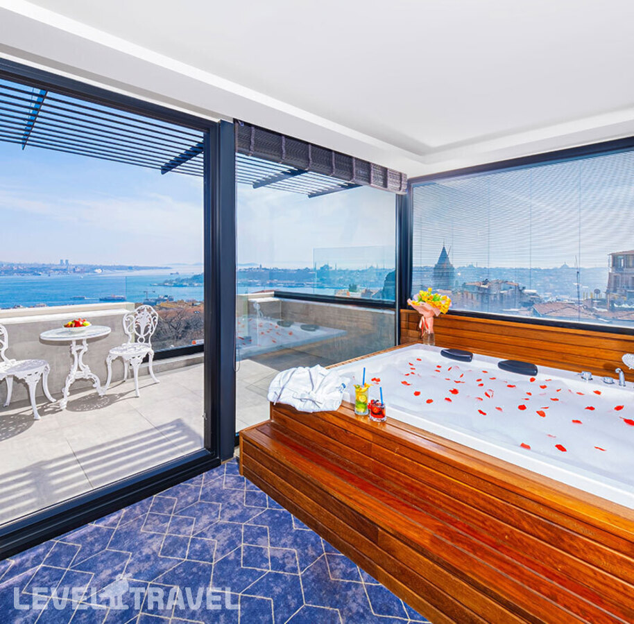 фотографии номера Делюкс угловой отеля Ring Stone Hotels Bosphorus в Турция(Бейоглу) - фото №8