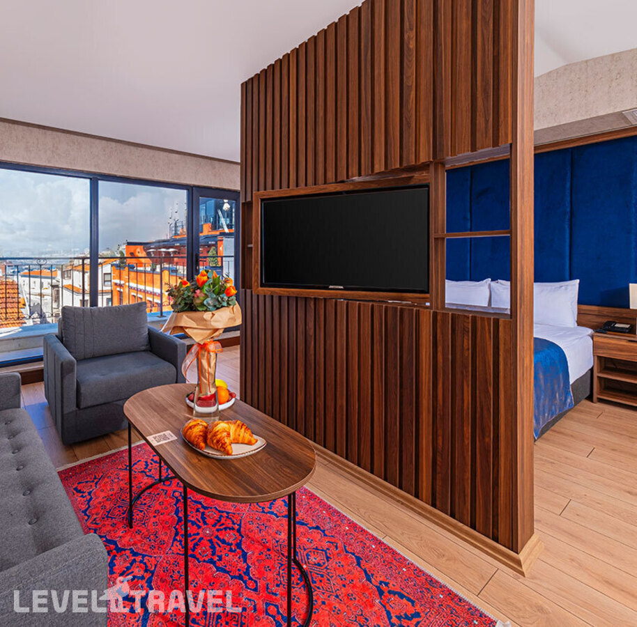 фотографии номера Люкс с видом на Босфор с балконом отеля Ring Stone Hotels Bosphorus в Турция(Бейоглу) - фото №8