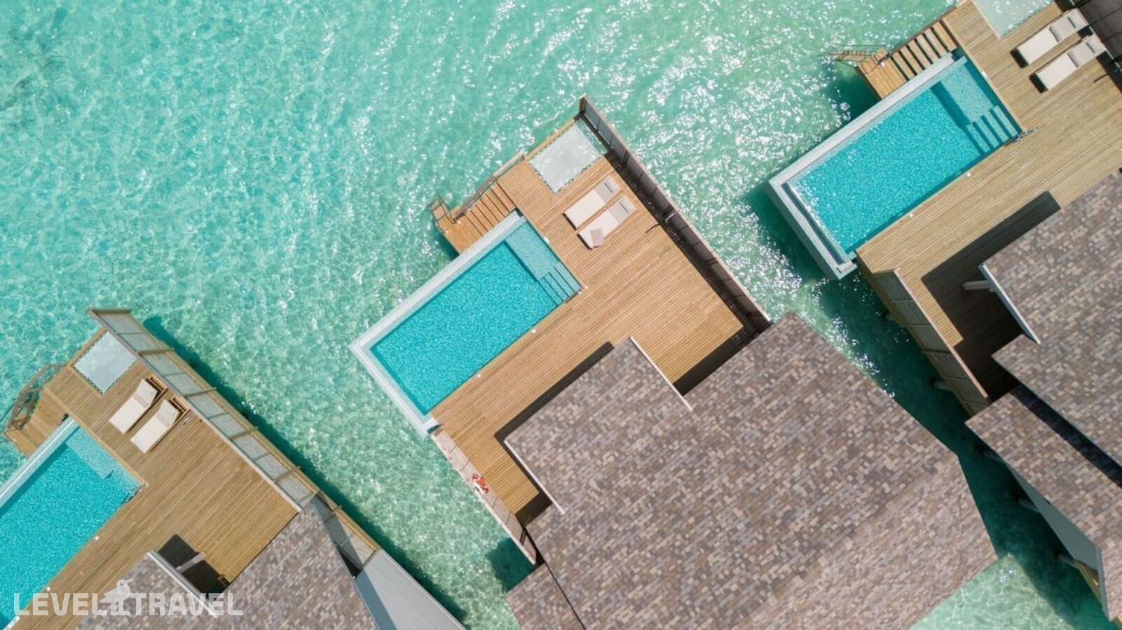 фотографии номера Вилла над водой с видом на лагуну отеля Ananea Madivaru Maldives в Мальдивы(Северный Ари Атолл) - фото №2