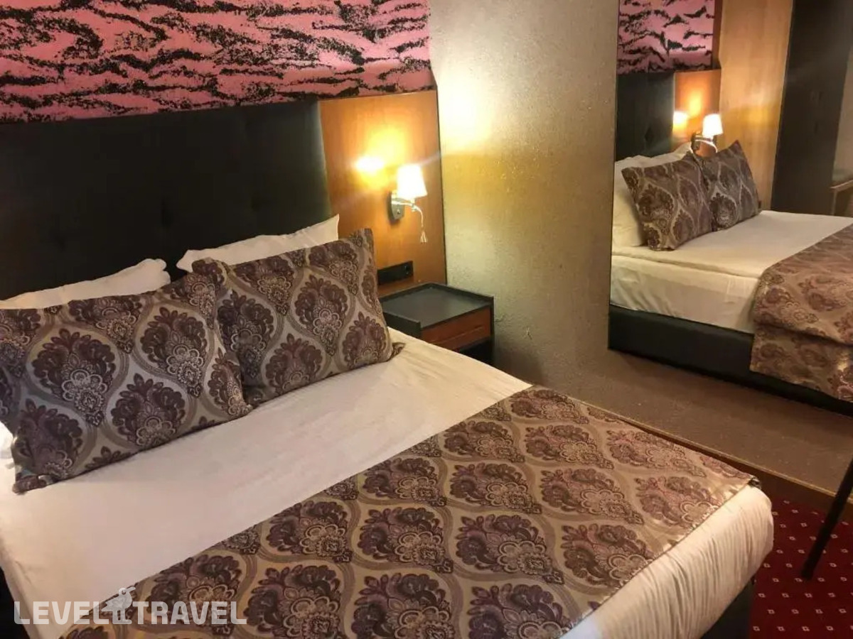 фотографии номера Экономичный номер отеля Euphoria Hotel в Грузия(Батуми) - фото №2