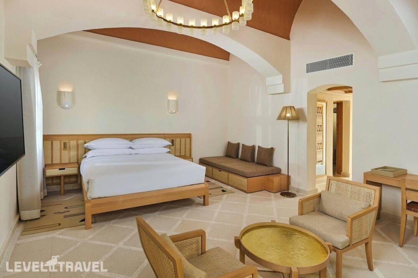 фотографии номера Улучшенный люкс с видом на лагуну отеля Sheraton Miramar Resort El Gouna в Египет(Эль Гуна) - фото №2