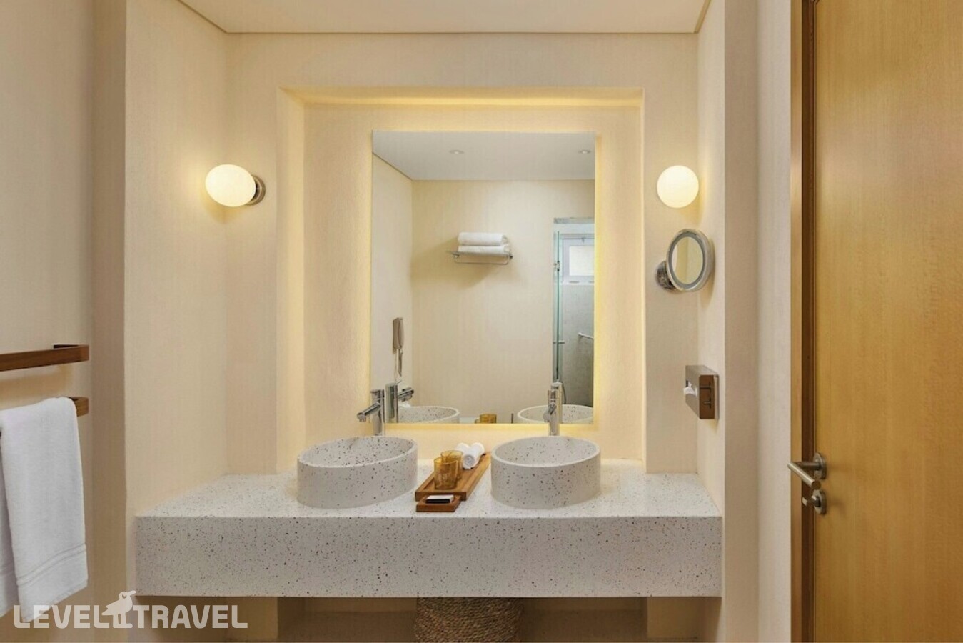 фотографии номера Улучшенный люкс с видом на лагуну отеля Sheraton Miramar Resort El Gouna в Египет(Эль Гуна) - фото №4