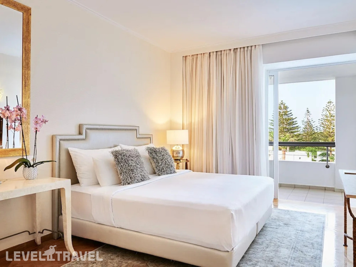 фотографии номера Улучшенный с видом на море отеля Grecotel Creta Palace Luxury Resort в Греция(Миссирия) - фото №2