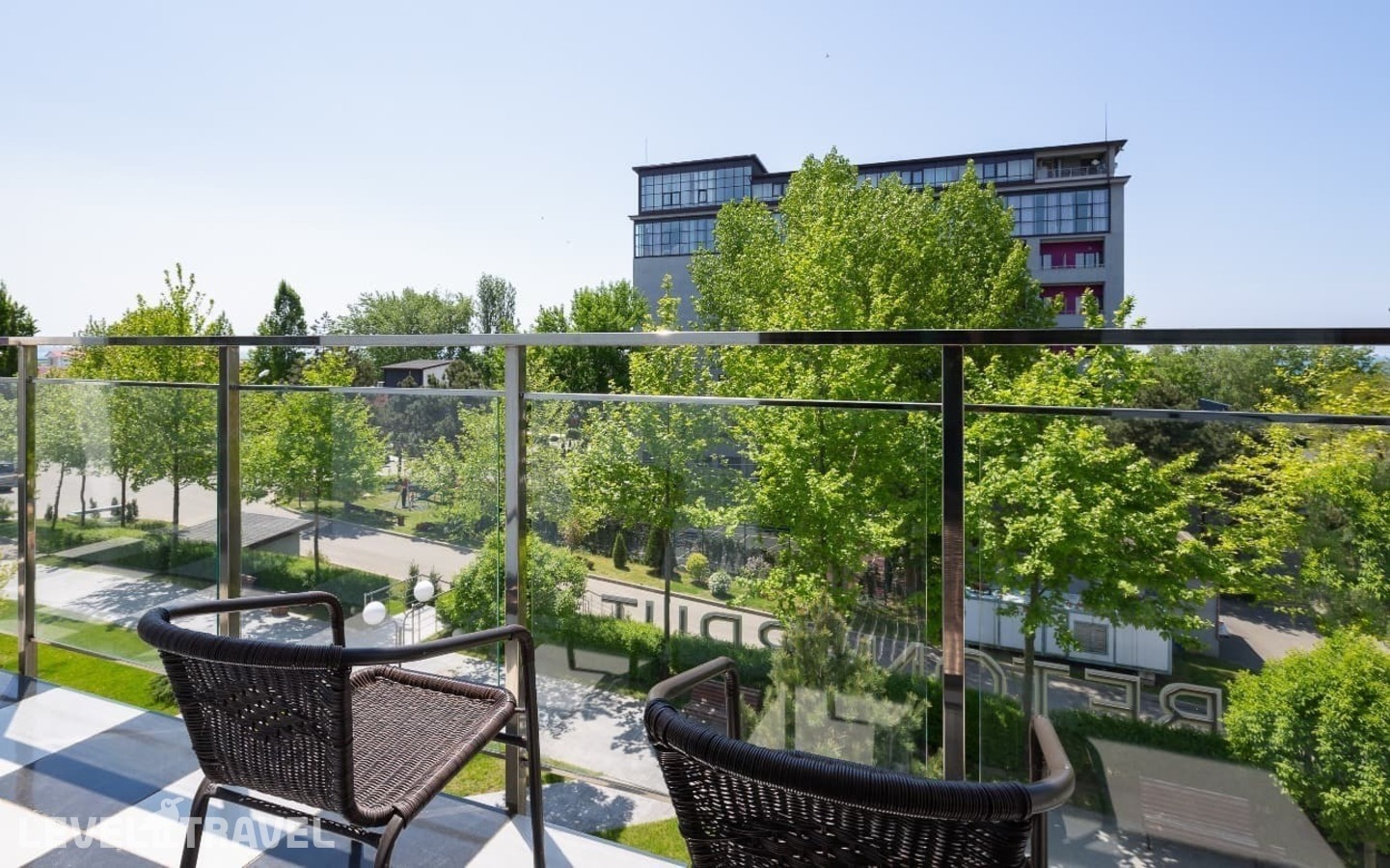 фотографии номера Семейный номер отеля Beton Brut All Inclusive & Spa Anapa Miracleon в Россия(Анапа-центр) - фото №3