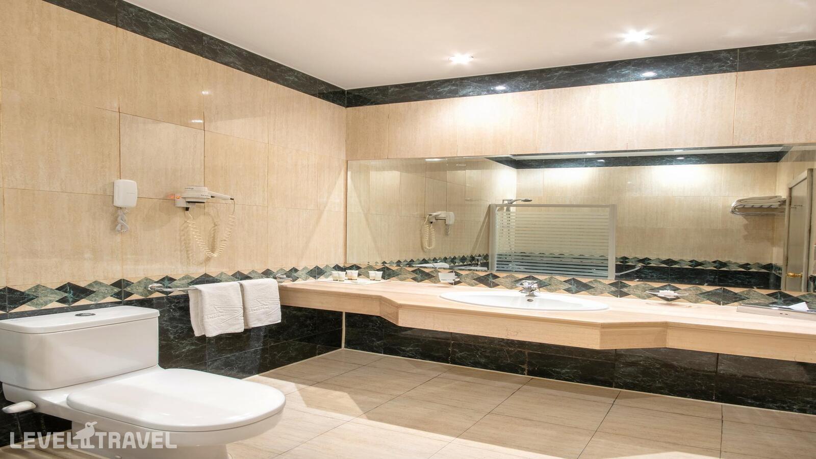 фотографии номера Делюкс отеля Triumph Plaza Hotel в Египет(Каир) - фото №3