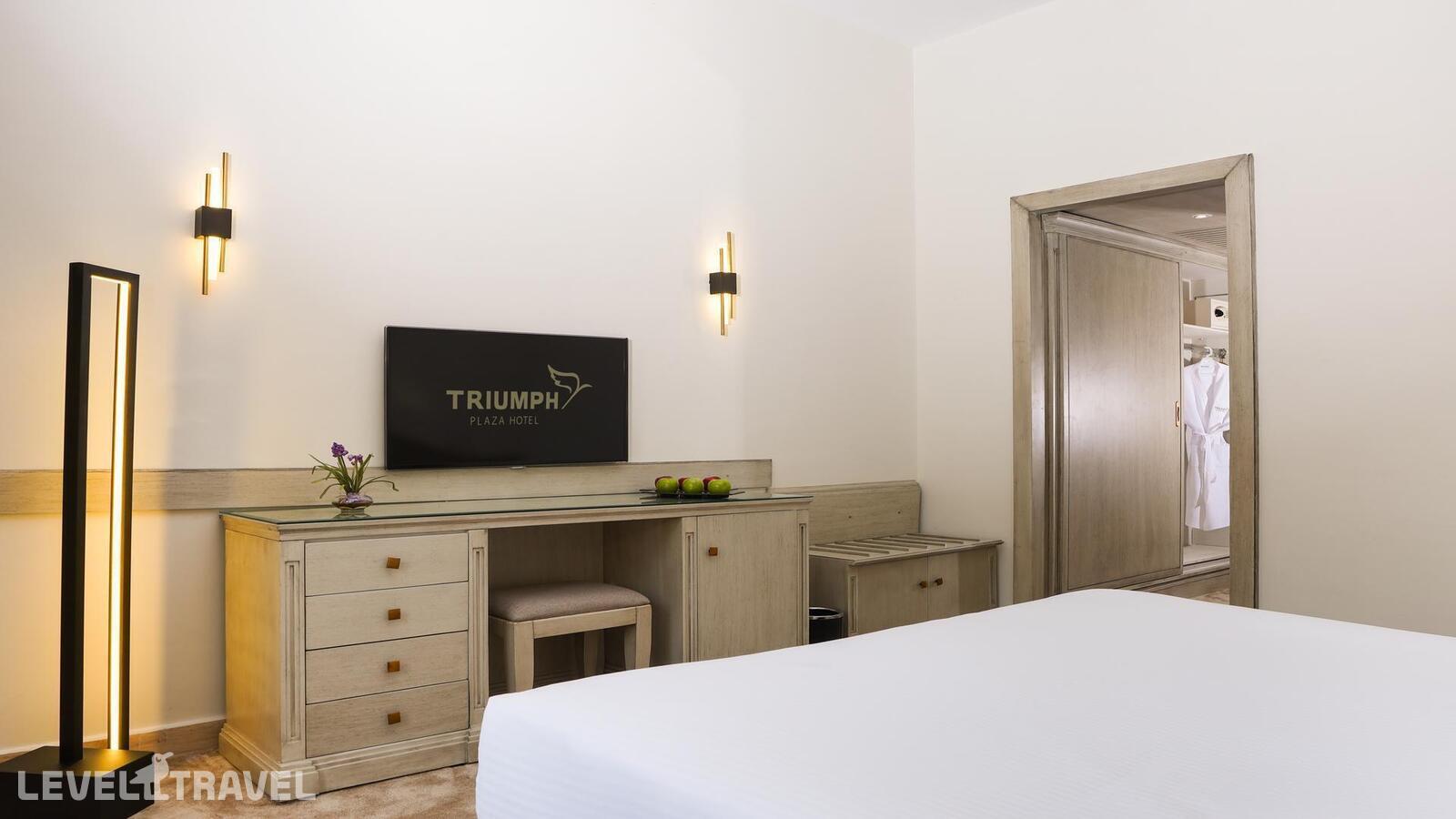 фотографии номера Представительский роскошный люкс отеля Triumph Plaza Hotel в Египет(Каир) - фото №2
