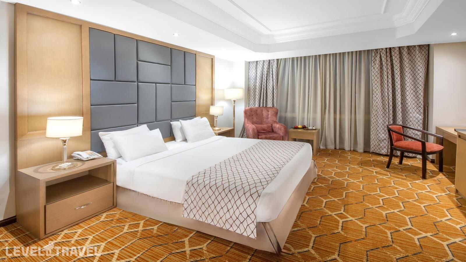 фотографии номера Семейный люкс отеля Triumph Plaza Hotel в Египет(Каир) - фото №3