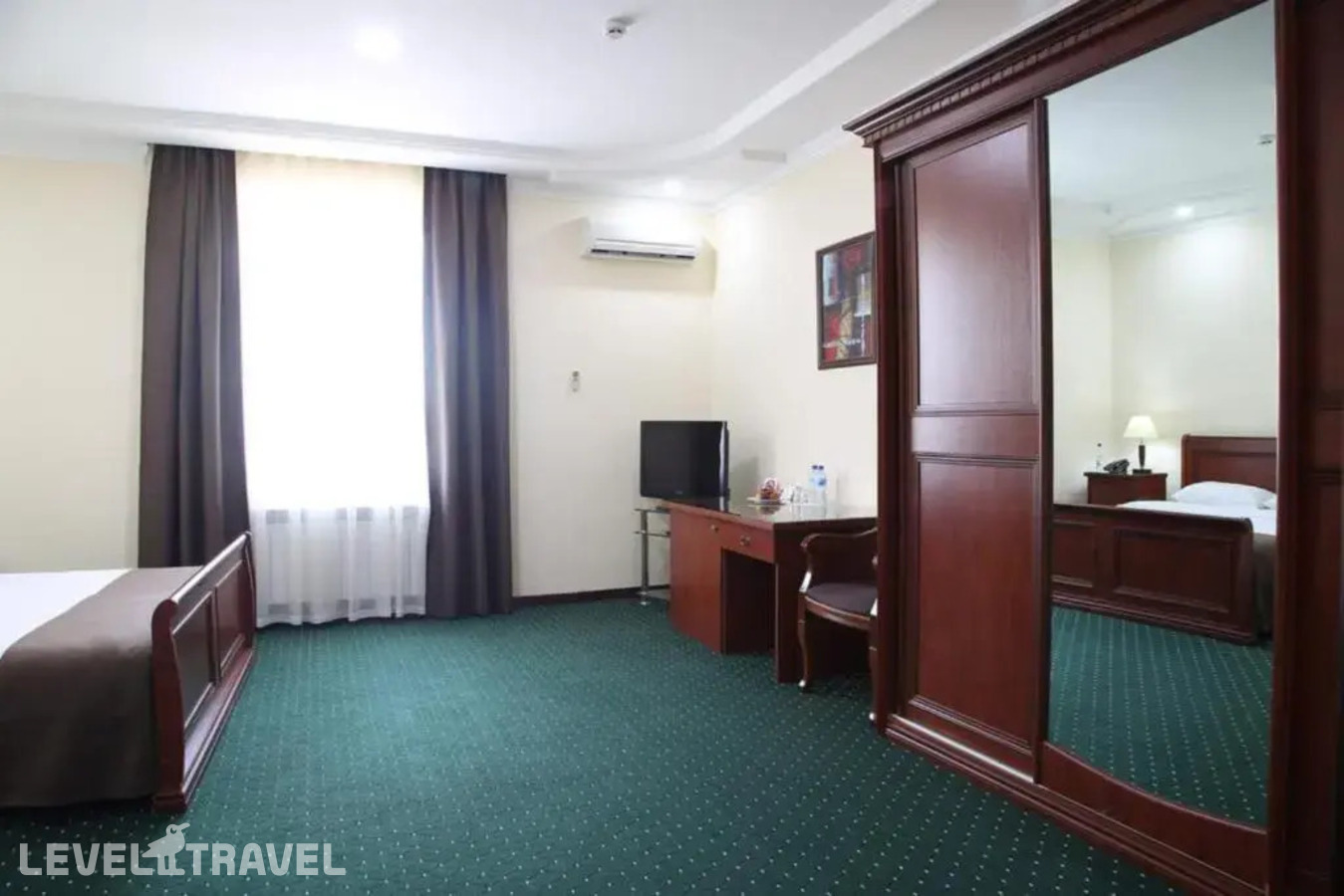 фотографии номера Улучшенный номер отеля Grand Nur Hotel в Узбекистан(Ташкент) - фото №9