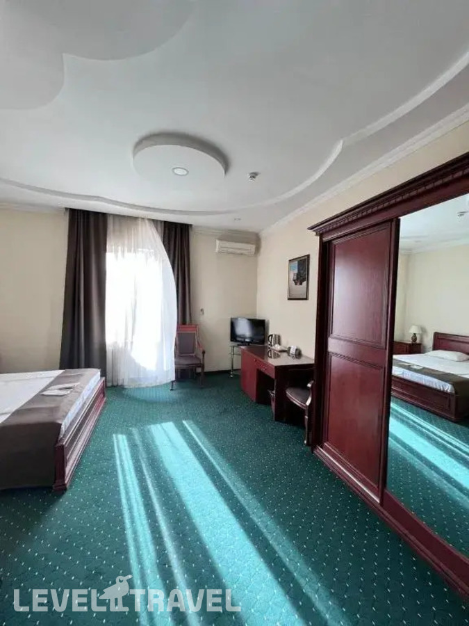 фотографии номера Улучшенный номер отеля Grand Nur Hotel в Узбекистан(Ташкент) - фото №8