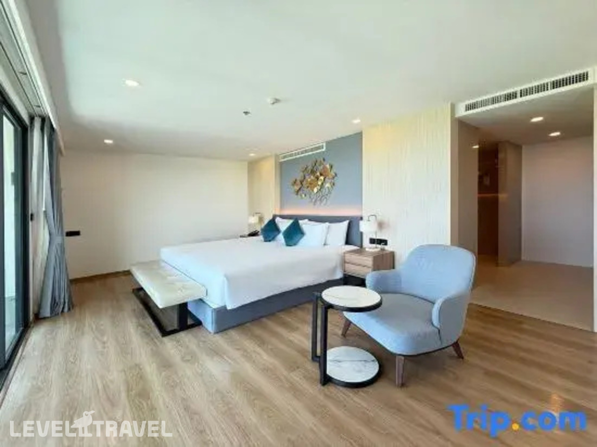 фотографии номера Люкс Гранд двухуровневый отеля Wyndham La Vita Phuket в Таиланд(Равай) - фото №3