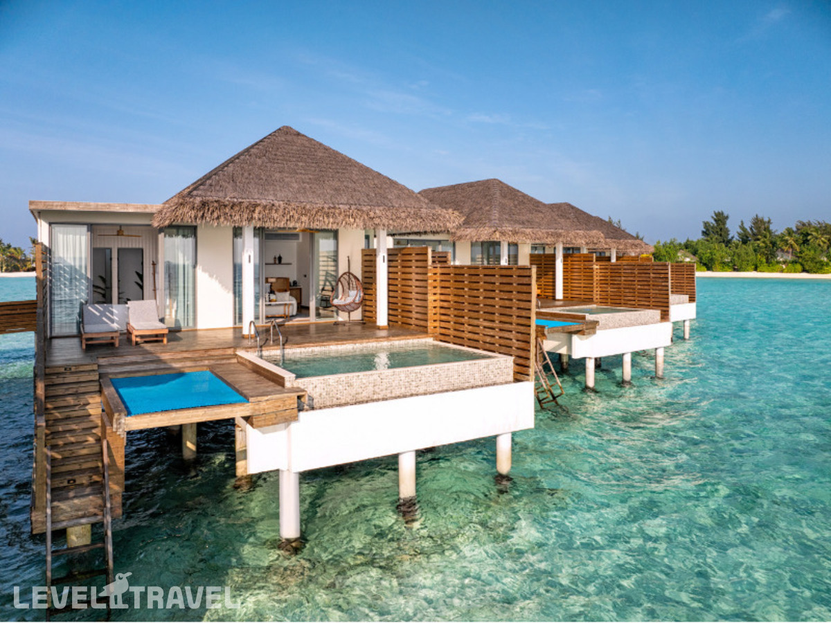 фотографии номера Вилла на воде с бассейном (2 спальни) отеля Dusit D2 Feydhoo Maldives в Мальдивы(Северный Мале Атолл) - фото №1