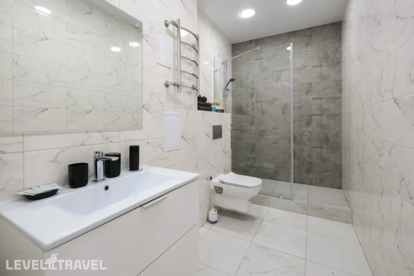 фотографии номера Апартаменты (2 комнаты) отеля Room Hotel (Рум Хотел) На Улице Никитина в Россия(Новосибирск) - фото №12
