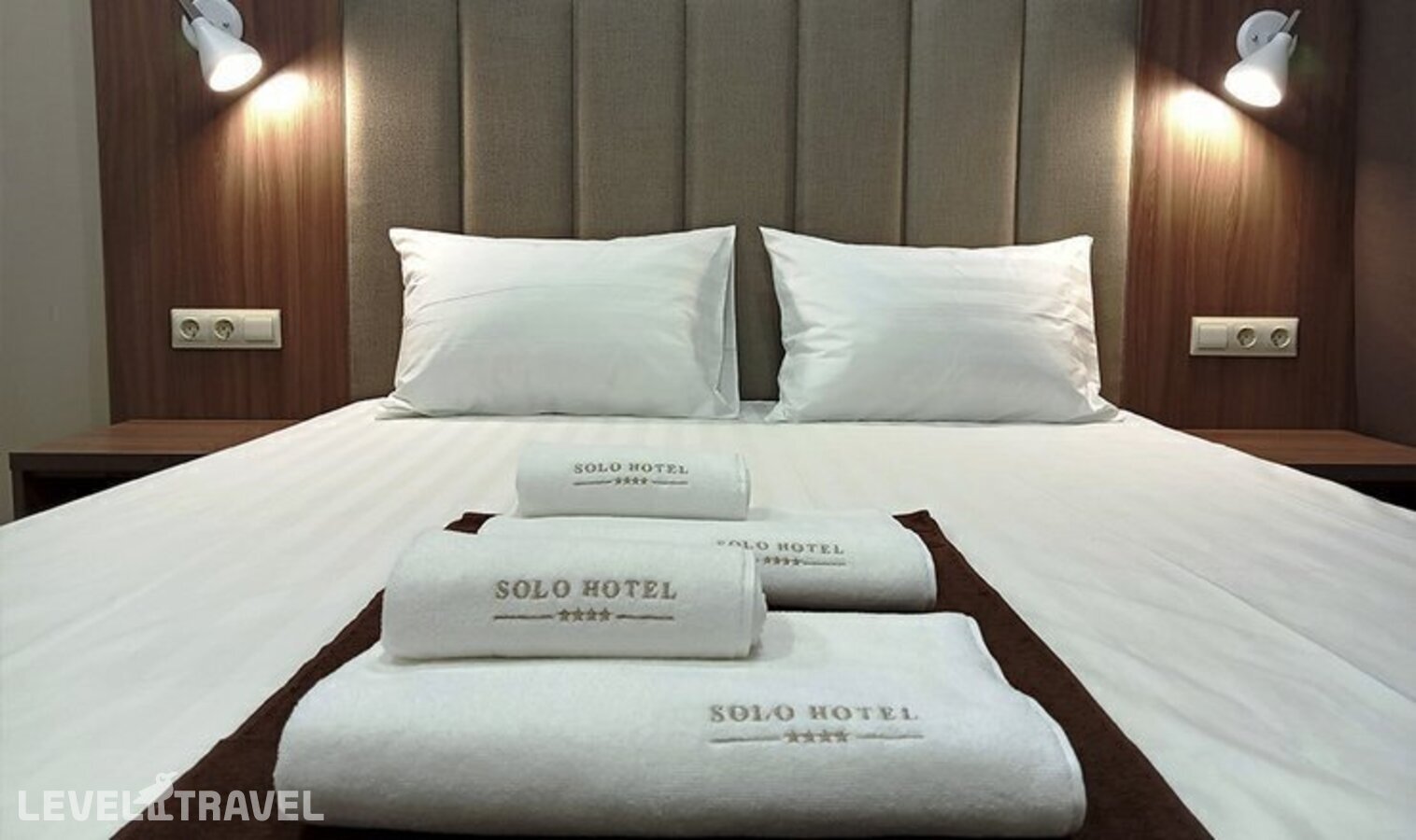 фотографии номера Люкс с балконом и видом на море (2 комнаты) отеля Solo Hotel в Россия(Лермонтово) - фото №1