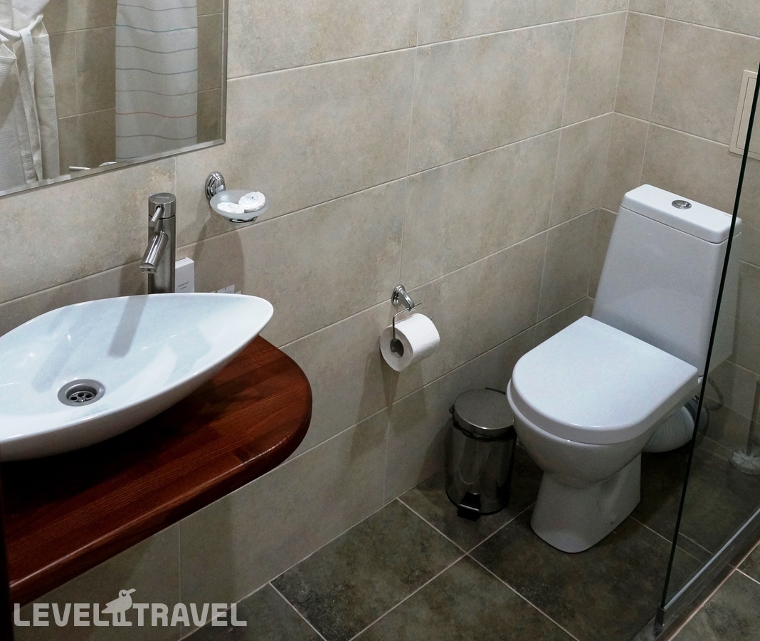 фотографии номера Люкс с балконом и видом на море (2 комнаты) отеля Solo Hotel в Россия(Лермонтово) - фото №5