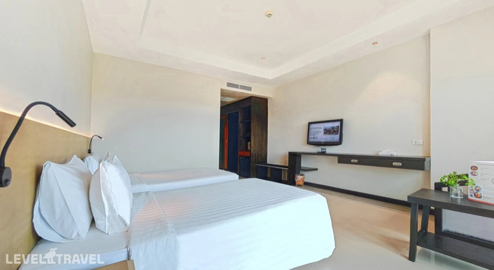 фотографии номера Делюкс премьер отеля Prima Hotel Pattaya (Ex. Prima Villa Hotel) в Таиланд(Вонгамат) - фото №3