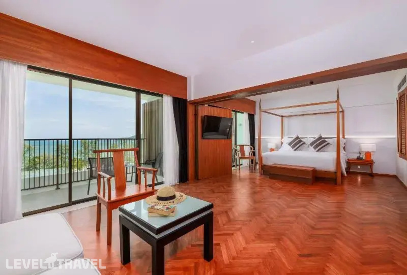 фотографии номера Люкс роскошный отеля Patong Beach Hotel в Таиланд(Патонг Бич) - фото №1