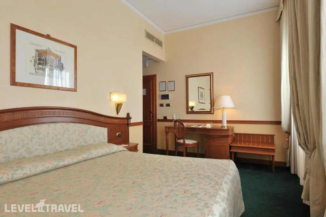 фотографии номера Классический номер отеля Degli Orafi Hotel в Италия(Флоренция) - фото №2