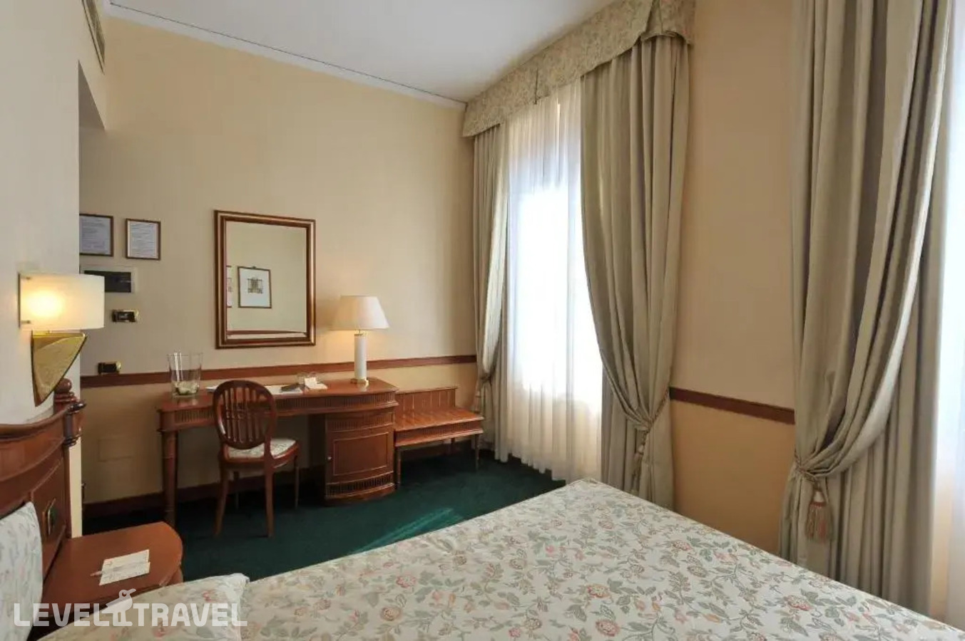 фотографии номера Классический номер отеля Degli Orafi Hotel в Италия(Флоренция) - фото №3