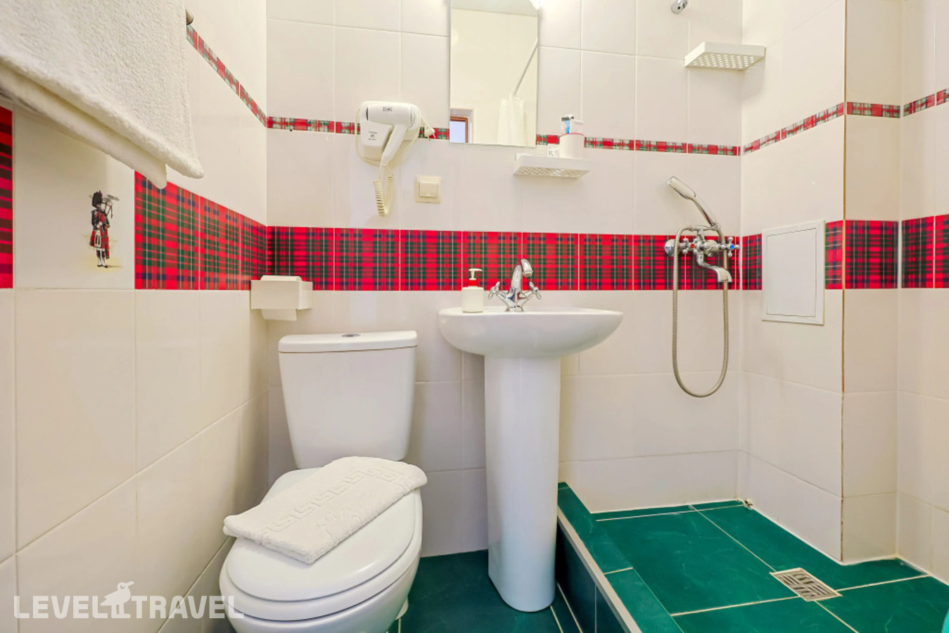 Двухместный номер Comfort с балконом и с видом на море 2 отдельные кровати — фото 11