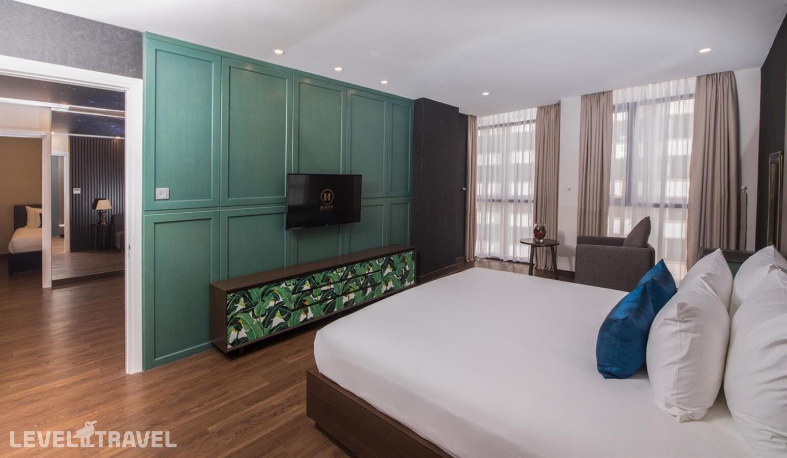 фотографии номера Королевский пентхаус (2 спальни) отеля Haian Beach Hotel & Spa в Вьетнам(Дананг) - фото №1