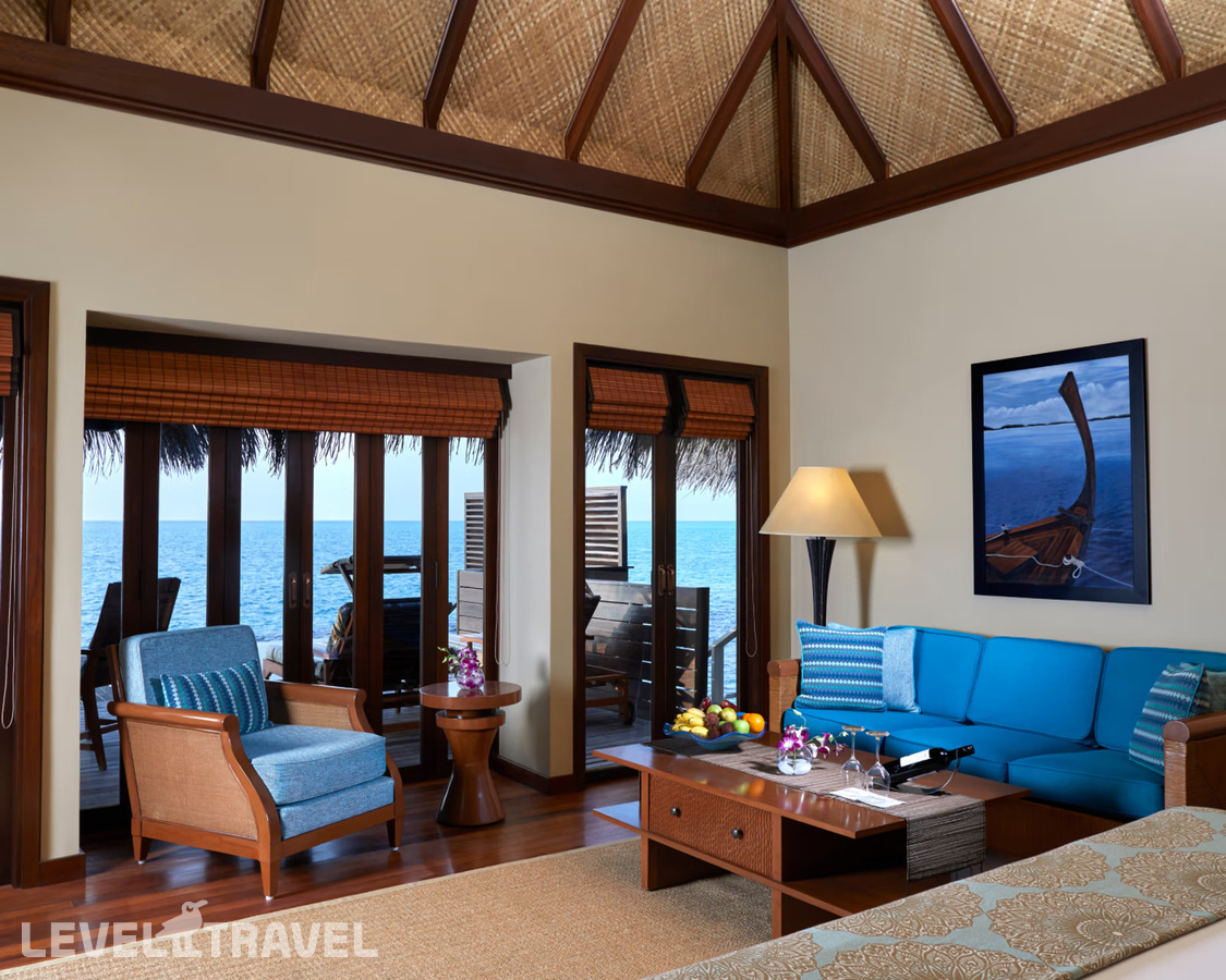 фотографии номера Вилла на воде с бассейном отеля Taj Exotica Resort & Spa в Мальдивы(Южный Мале Атолл) - фото №2