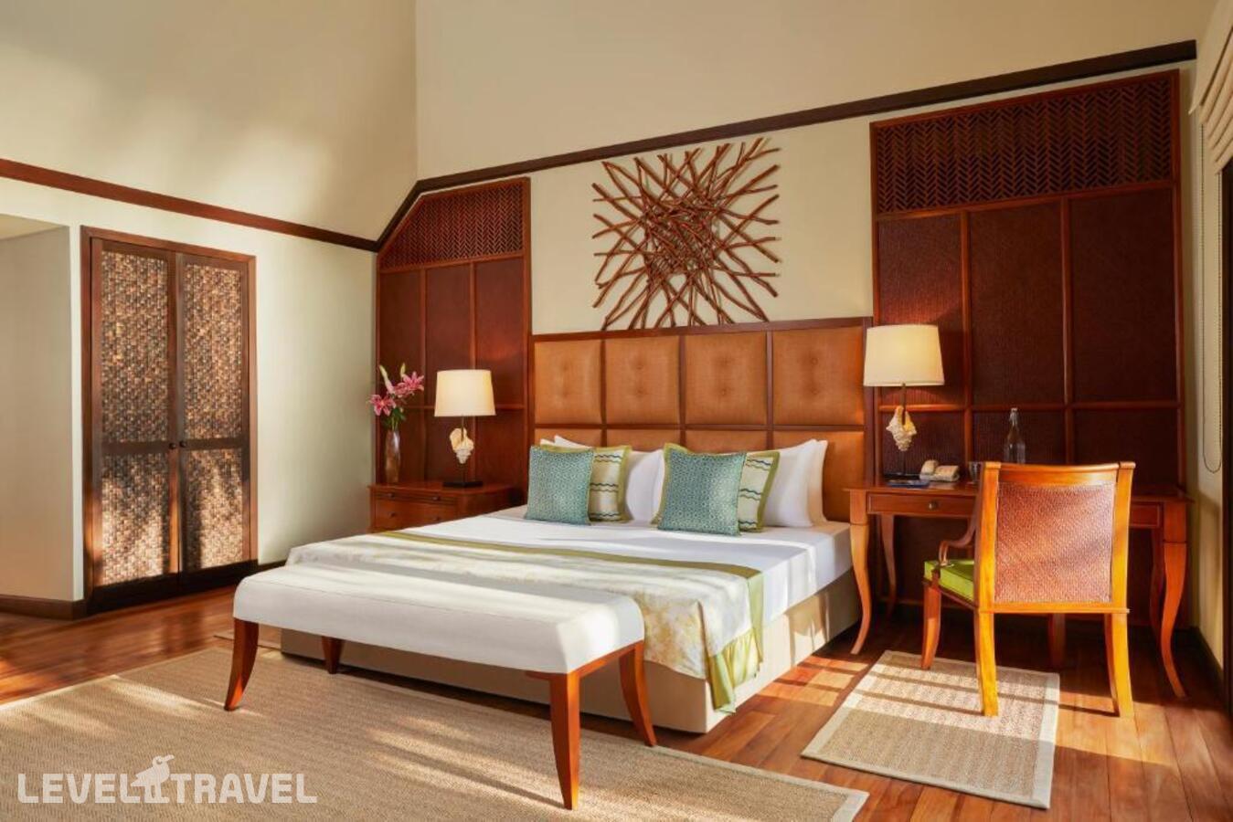 фотографии номера Пляжный люкс Sunset с бассейном (2 спальни) отеля Taj Exotica Resort & Spa в Мальдивы(Южный Мале Атолл) - фото №5