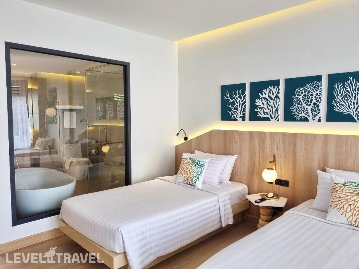 фотографии номера Делюкс отеля Phuket Emerald Beach Resort And Spa в Таиланд(Карон Бич) - фото №3