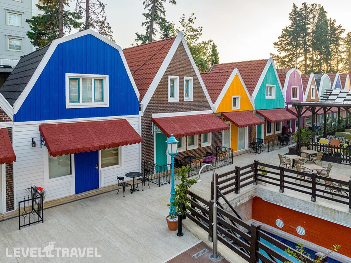 фотографии номера Дом Volendam отеля Orange County Resort Hotel Kemer в Турция(Кемер - центр) - фото №2