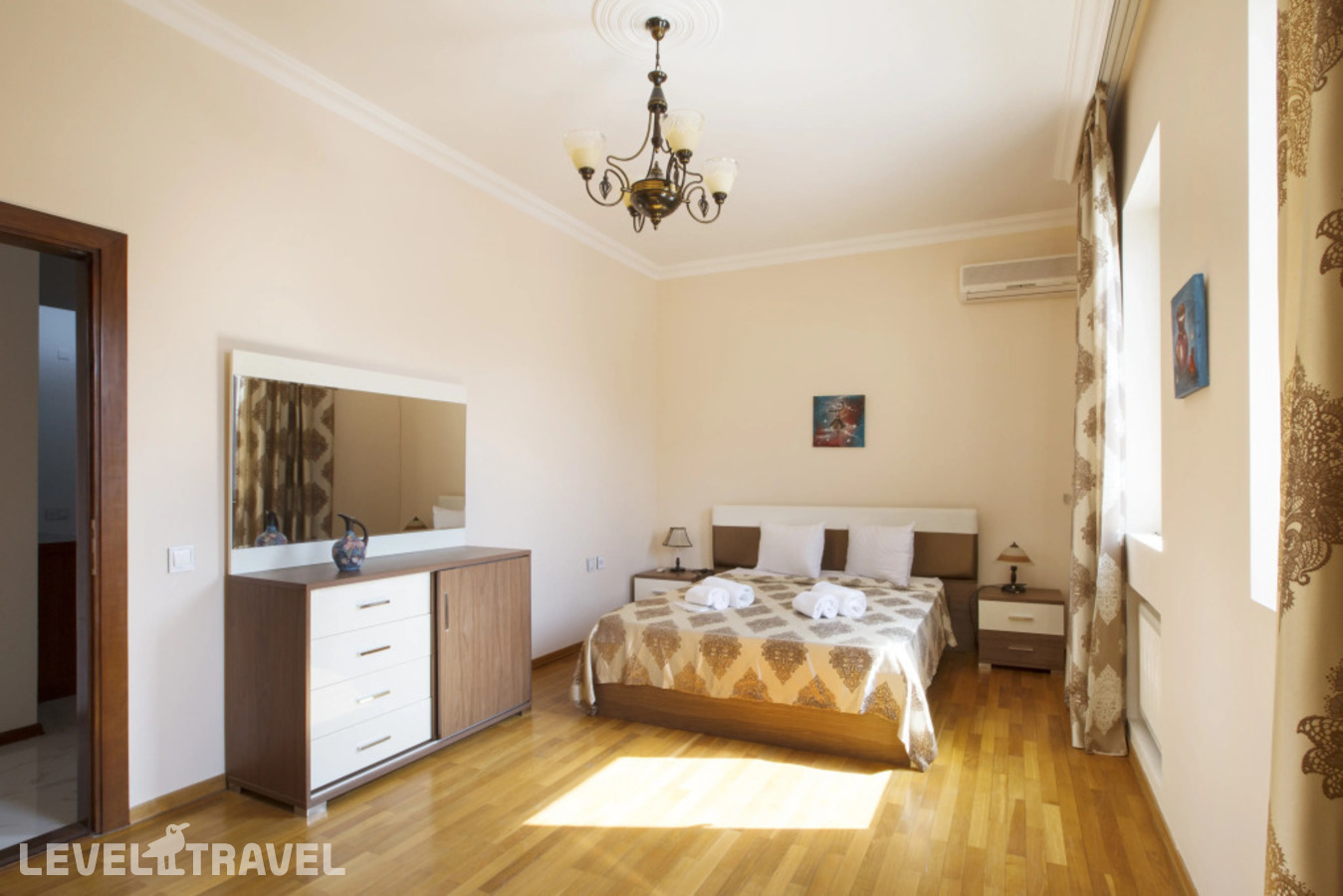 фотографии номера Апартаменты Premium с балконом отеля Апарт-Отель Leyla Apartmens 1 в Азербайджан(Баку) - фото №7