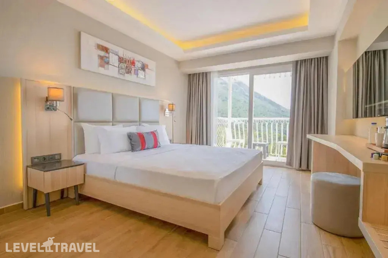 фотографии номера Стандартный номер отеля Ramada By Wyndham Fethiye Oludeniz в Турция(Олюдениз) - фото №1