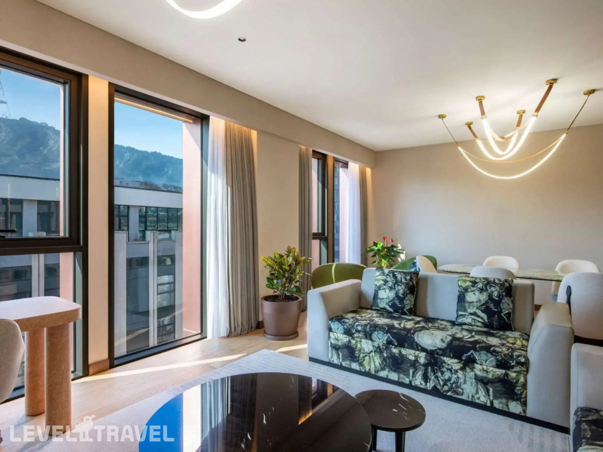 фотографии номера Люкс президентский отеля Hotel Swissotel Tbilisi в Грузия(Тбилиси) - фото №5
