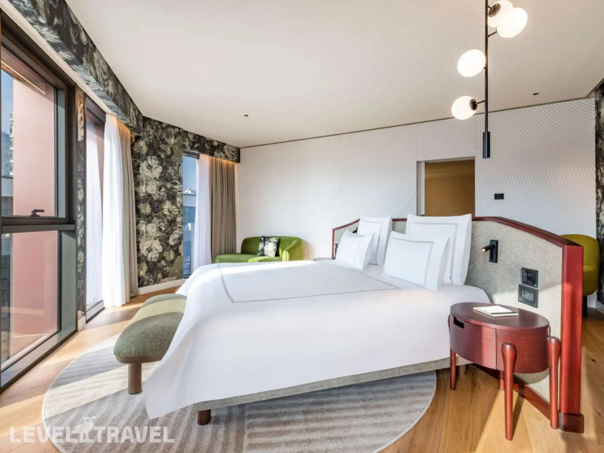 фотографии номера Люкс президентский отеля Hotel Swissotel Tbilisi в Грузия(Тбилиси) - фото №1