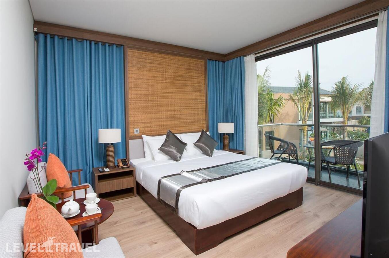 фотографии номера Вилла с бассейном (3 спальни) отеля Sonaga Beach Resort & Villas Phu Quoc в Вьетнам(Фукуок) - фото №1