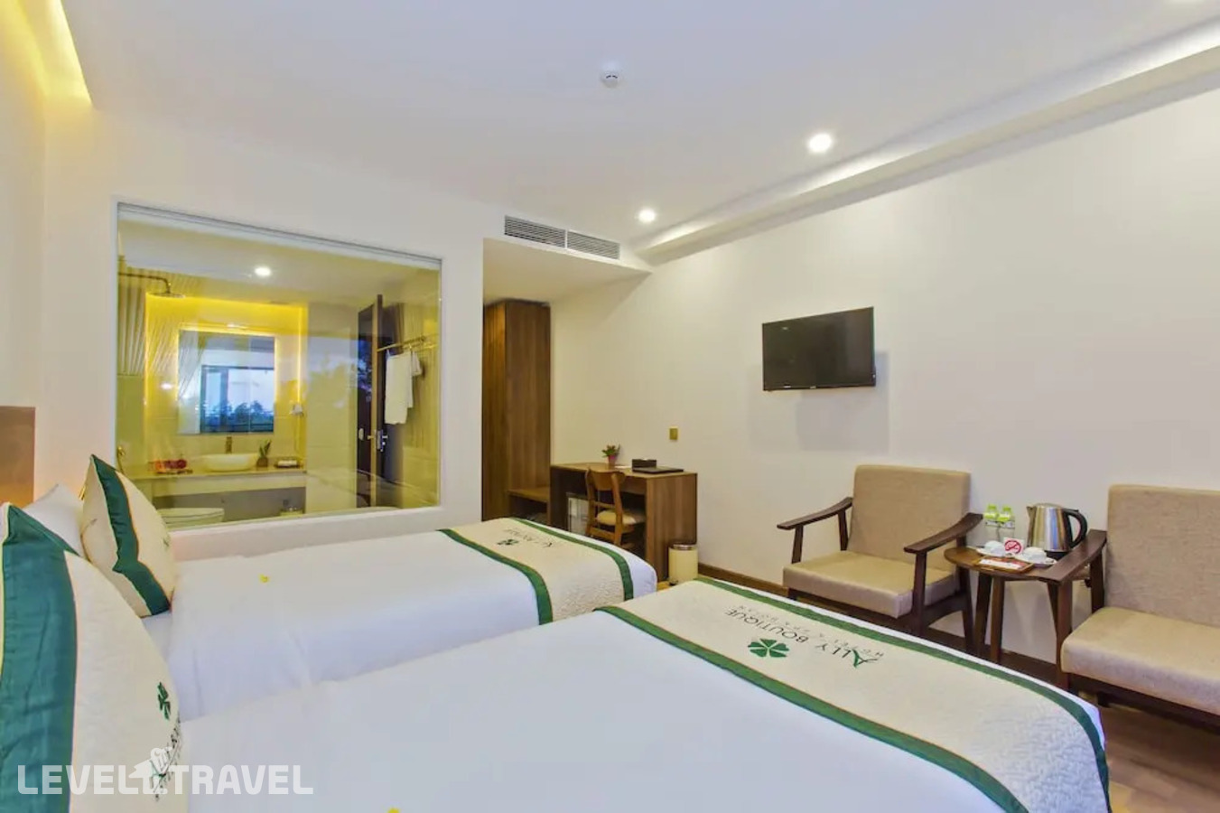 фотографии номера Делюкс (две односпальные кровати) отеля Ally Beach Boutique Hotel Hoian в Вьетнам(Хойан) - фото №9