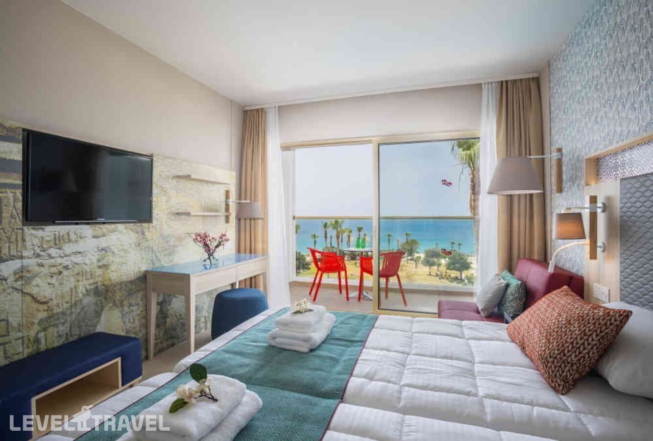 фотографии номера Стандартный с видом на море отеля Leonardo Laura Beach & Splash Resort ( Ex. Laura Beach) в Кипр(Пафос) - фото №11