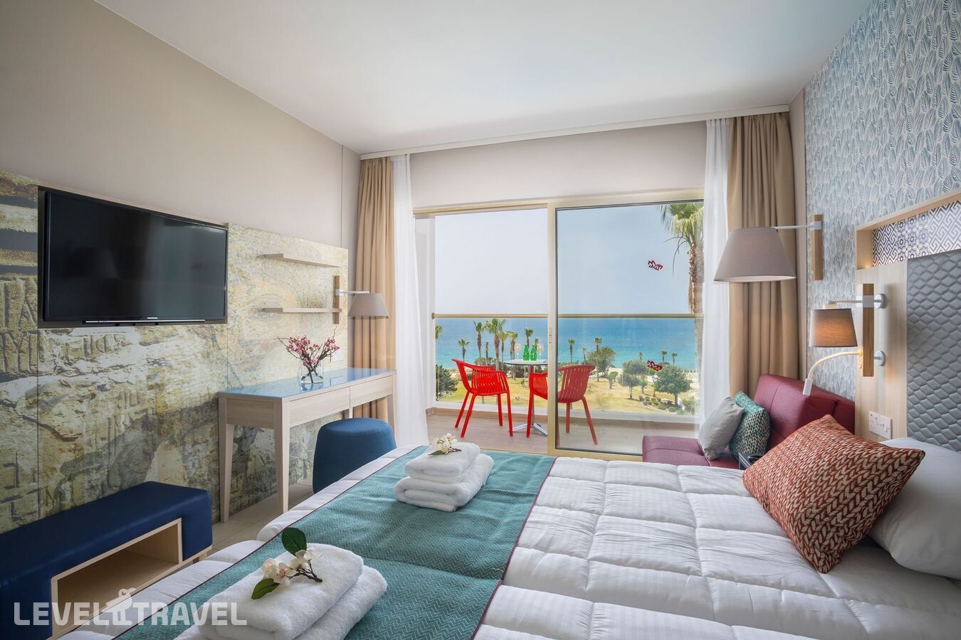 фотографии номера Стандартный с видом на море отеля Leonardo Laura Beach & Splash Resort ( Ex. Laura Beach) в Кипр(Пафос) - фото №1