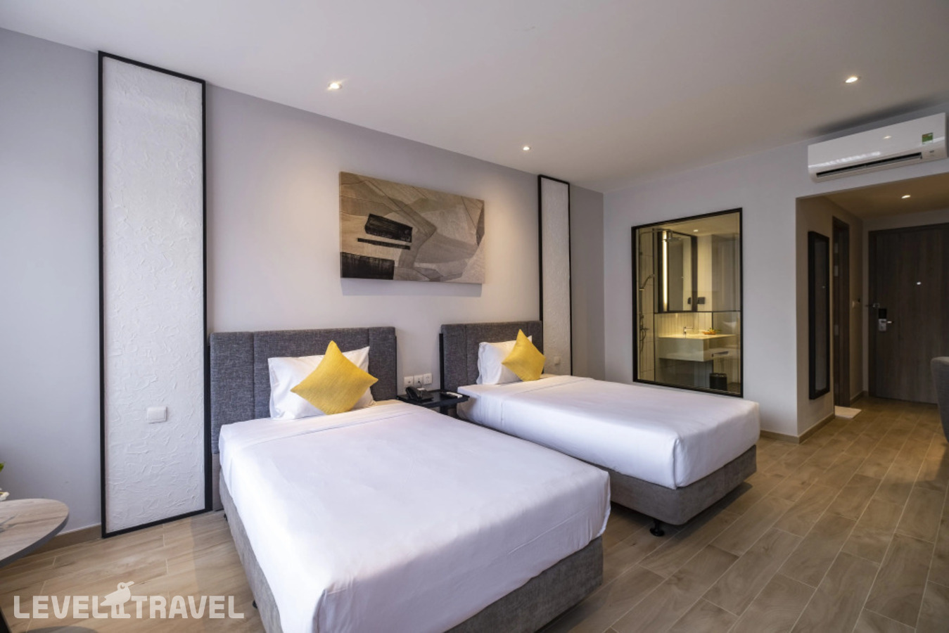 фотографии номера Делюкс (две односпальные кровати) отеля Seava Ho Tram Resort в Вьетнам(Вунгтау) - фото №2