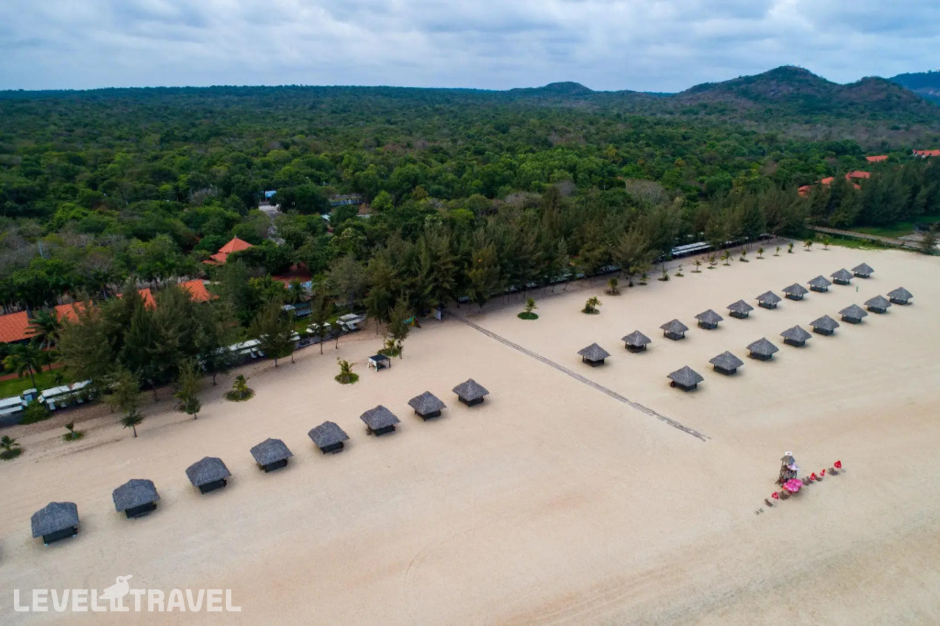фотографии номера Делюкс (две односпальные кровати) отеля Seava Ho Tram Resort в Вьетнам(Вунгтау) - фото №5