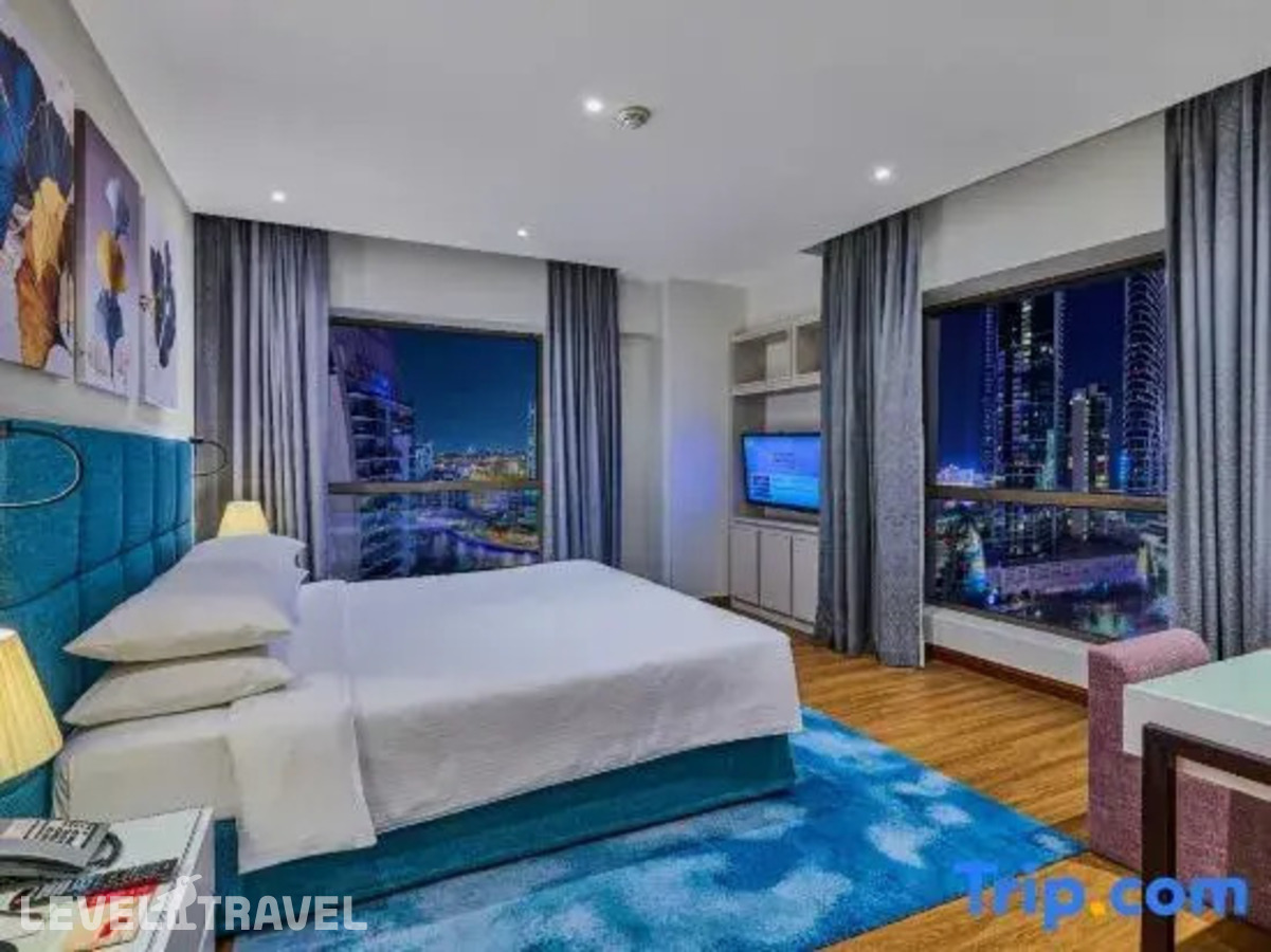 фотографии номера Люкс с видом на город отеля Ramada Hotel & Suite By Wyndham Jbr (Ex. Hawthorn Suites By Wyndham) в ОАЭ(Дубай Марина) - фото №4
