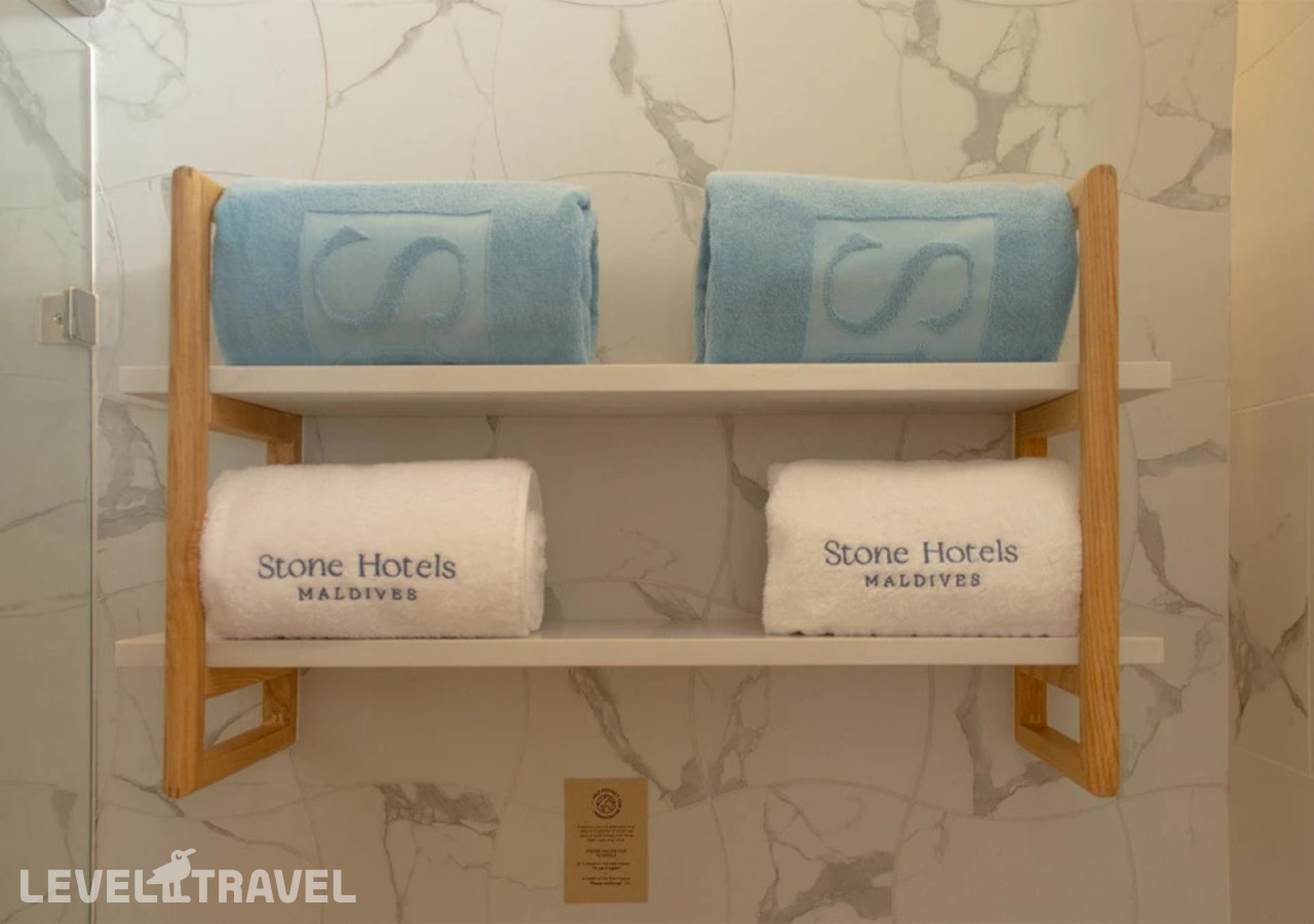 фотографии номера Делюкс отеля Stone Hotels Maldives в Мальдивы(Диффуши) - фото №4