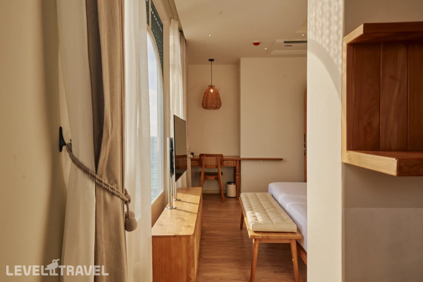 фотографии номера Делюкс Infinity отеля Stone Hotels Maldives в Мальдивы(Диффуши) - фото №7
