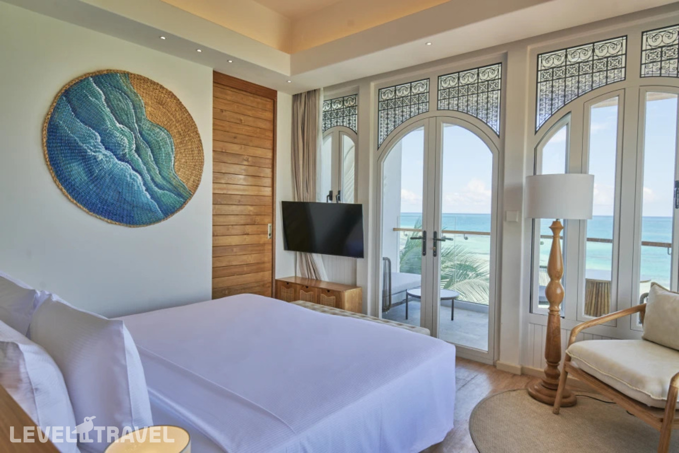 фотографии номера Гранд с видом на море отеля Stone Hotels Maldives в Мальдивы(Диффуши) - фото №1
