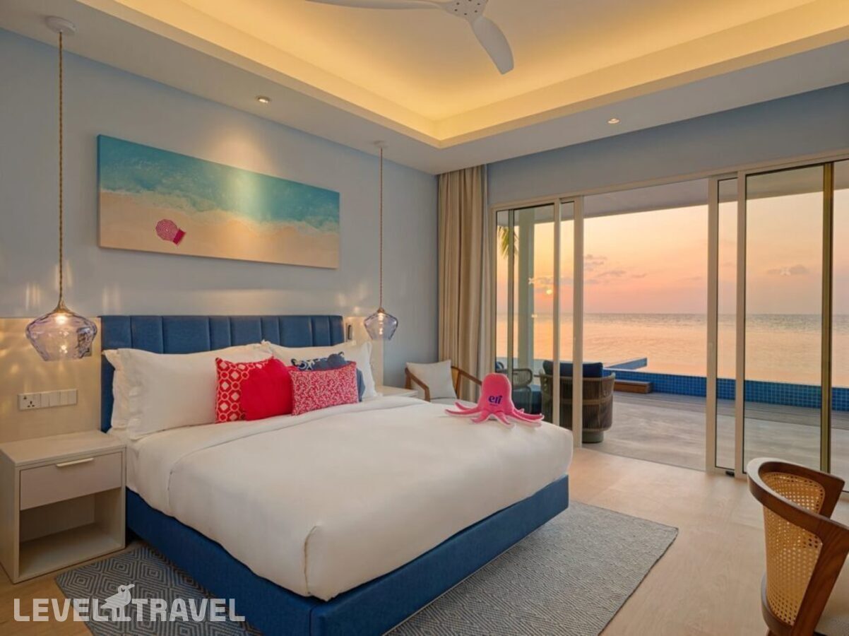 фотографии номера Пляжная вилла с бассейном отеля Eri Maldives (Ex. Eriyadu Island Resort) в Мальдивы(Северный Мале Атолл) - фото №8