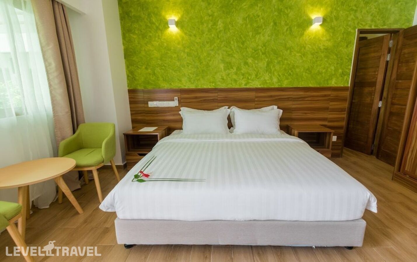 фотографии номера Делюкс на цокольном этаже (2 спальни) отеля Olive Goidhoo Guest House в Мальдивы(Баа Атолл) - фото №6